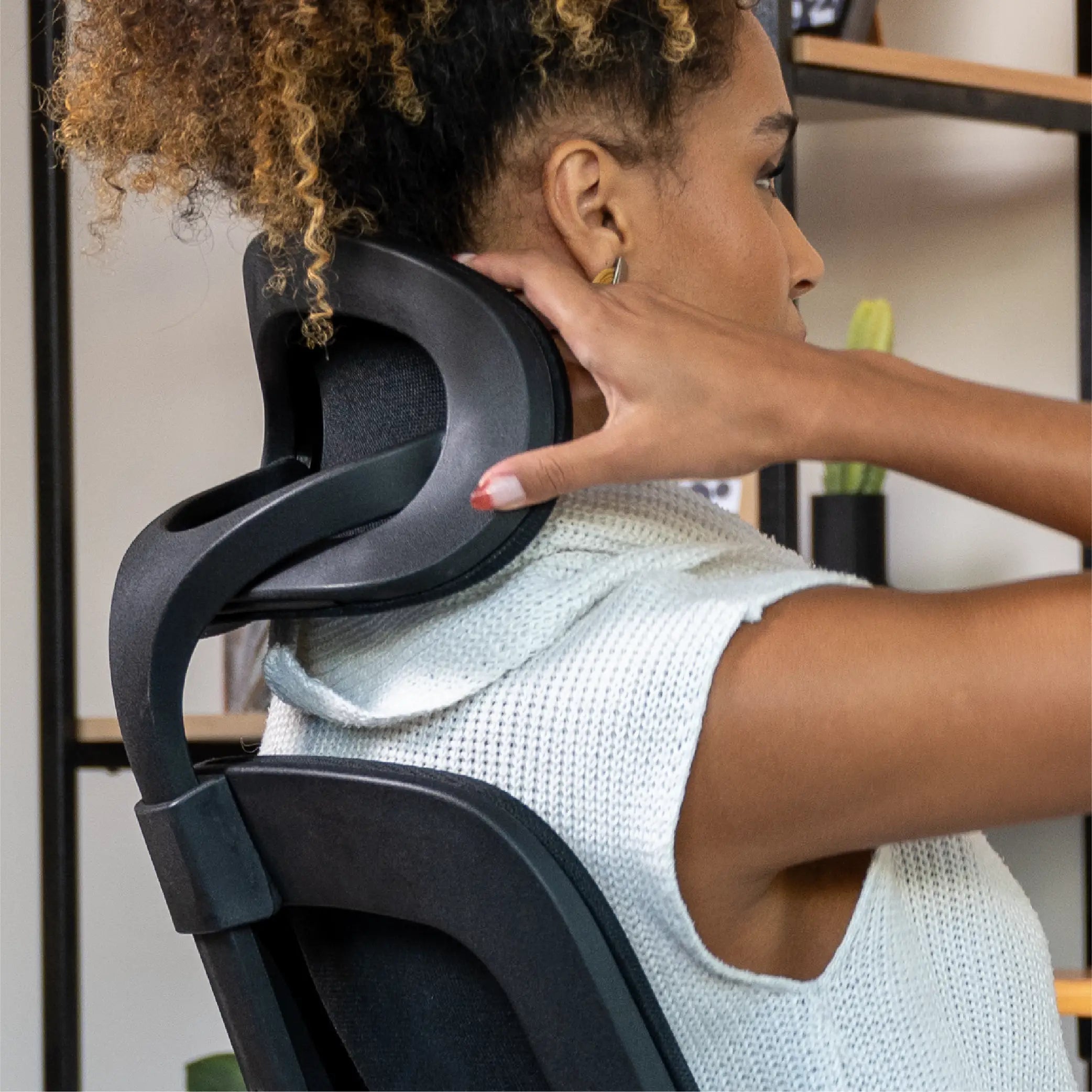 Cadeira Ergonômica Elements Astra