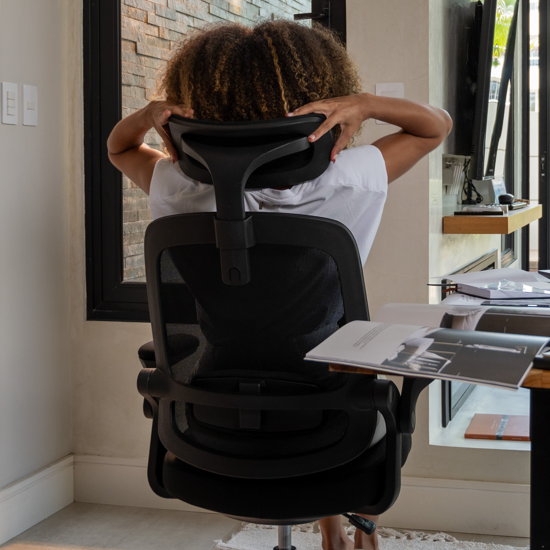 Cadeira Ergonômica Elements Astra