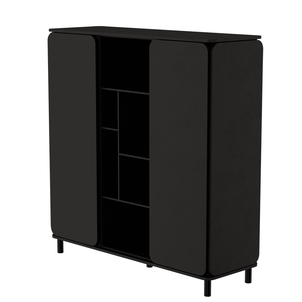 A imagem mostrade frente o Armário Appennini Large na cor preta