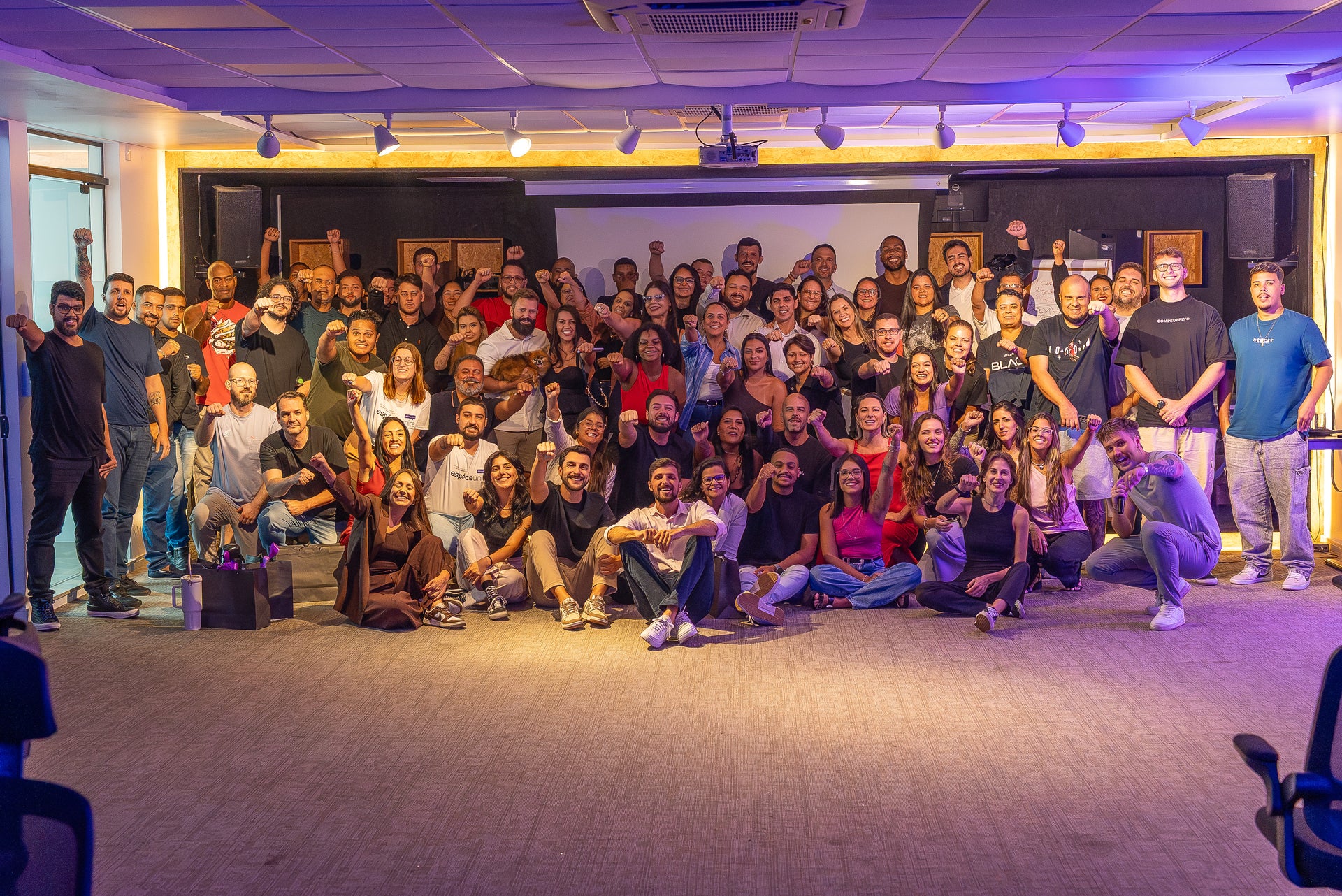 <p>Trabalho Social</p>