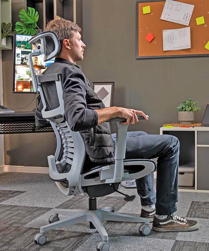 cadeira ergonômica vertta pro cor cinza e preta