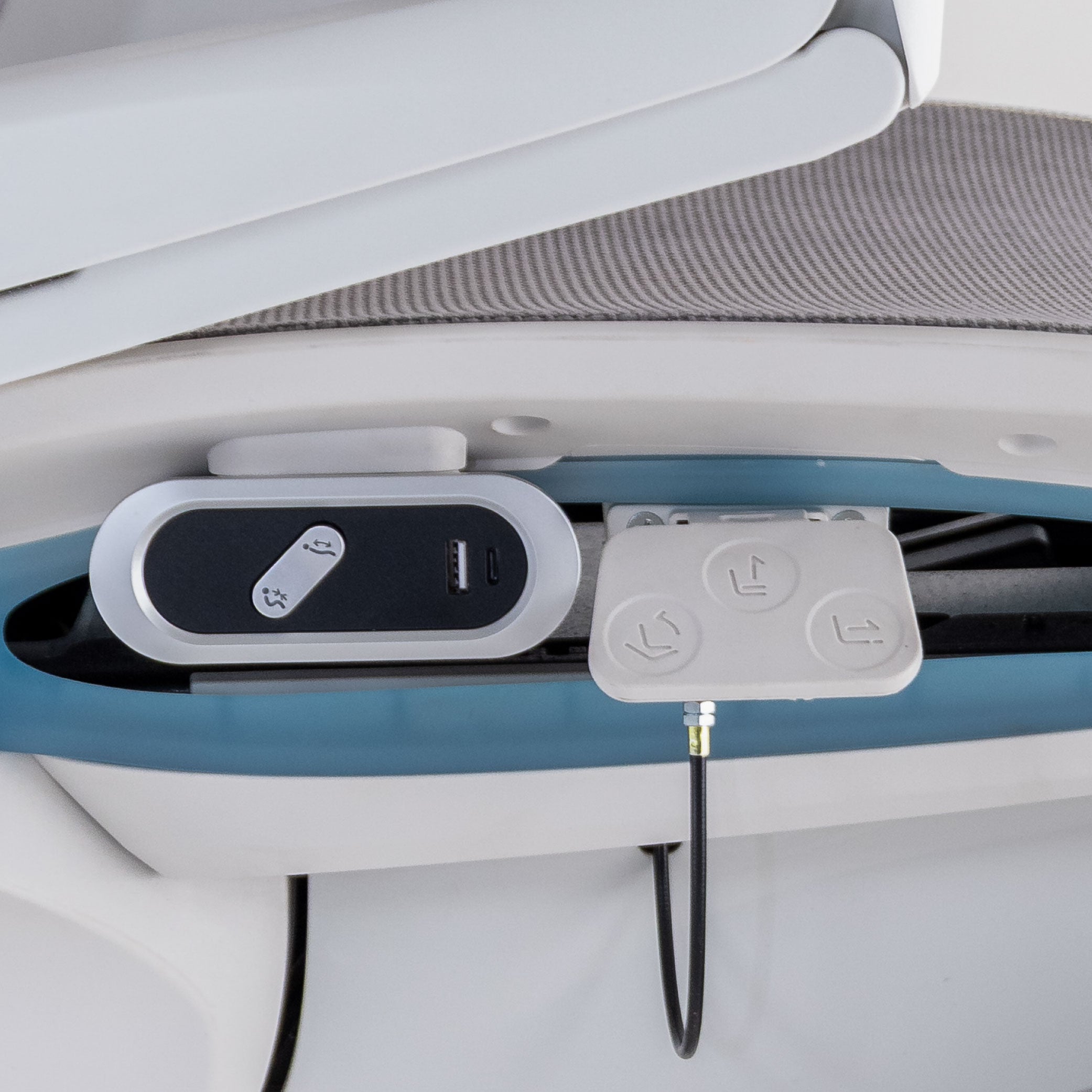 Cadeira Ergonômica de Ajuste Elétrico Elements EOS - Open Box